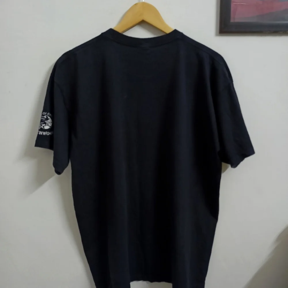 Vintage HOBGOBLIN WYCWOOD BREWERY Graphic Tshirt for men's and women's - Picture 4 of 5